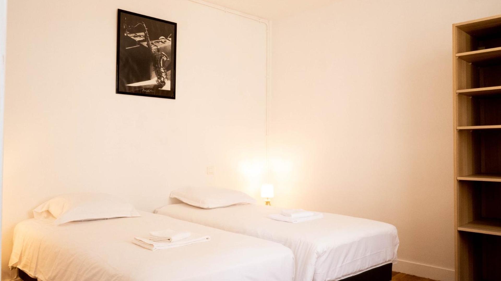 Апартаменты Le Puit De Lumiere - Comfortable T3 In Poitiers! Экстерьер фото